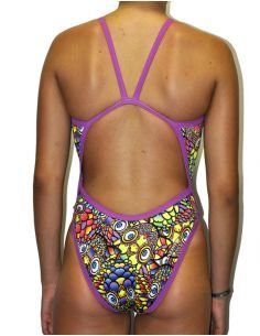 FRAU BADEANZUG SCHWIMMEN BUHOS 2